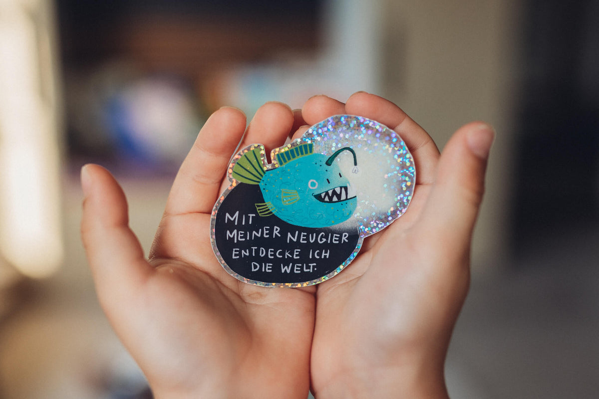 Glitzersticker - Anglerfisch - mit meiner Neugier