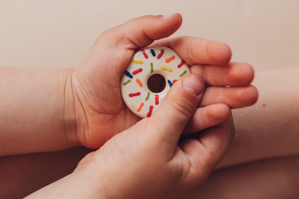 Eine Handvoll Wunder - Donut Streusel - Handschmeichler aus Keramik