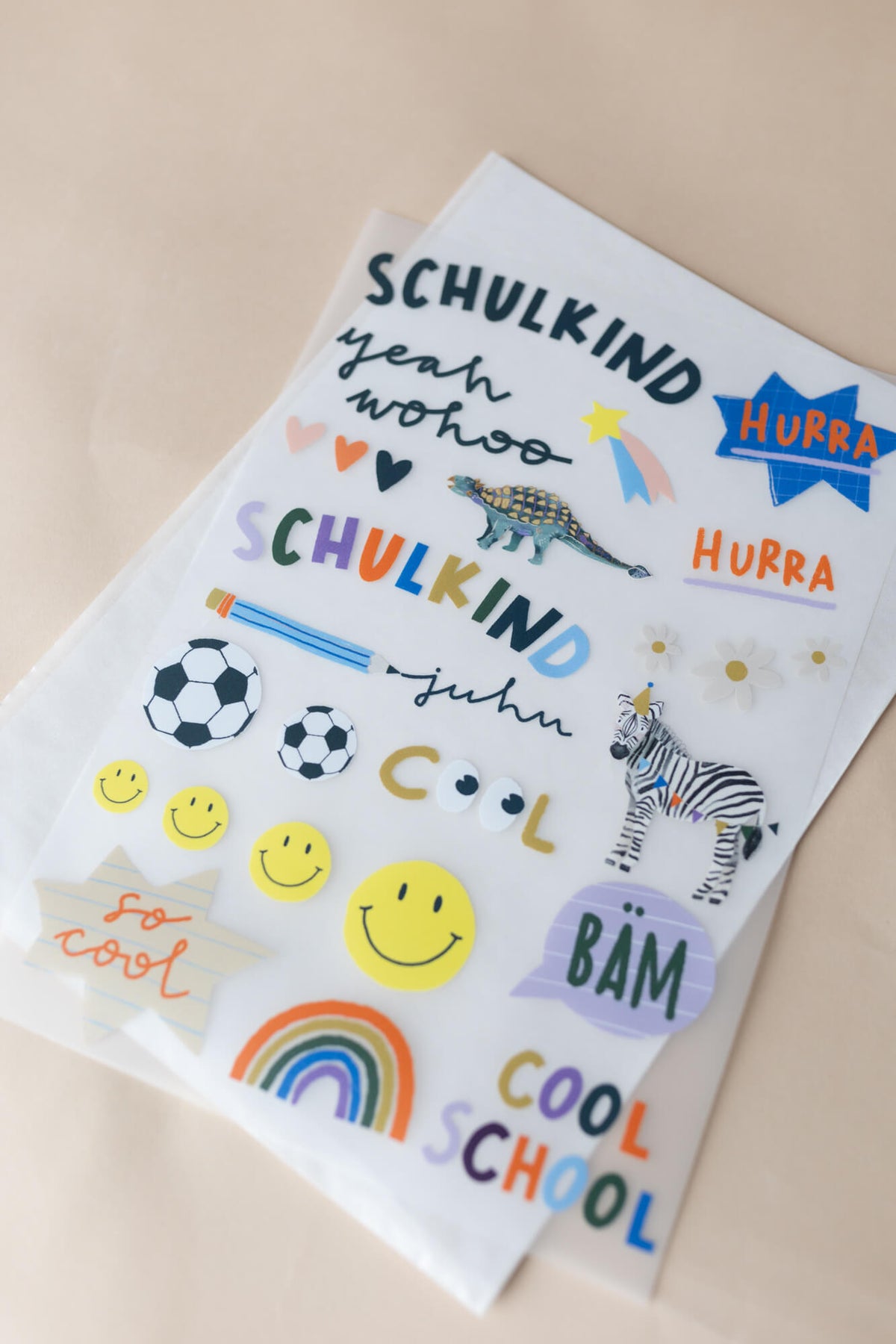 Bügelbuchstaben Kreativset - Colorful Stripes + Motivbögen - Schulkind Edition