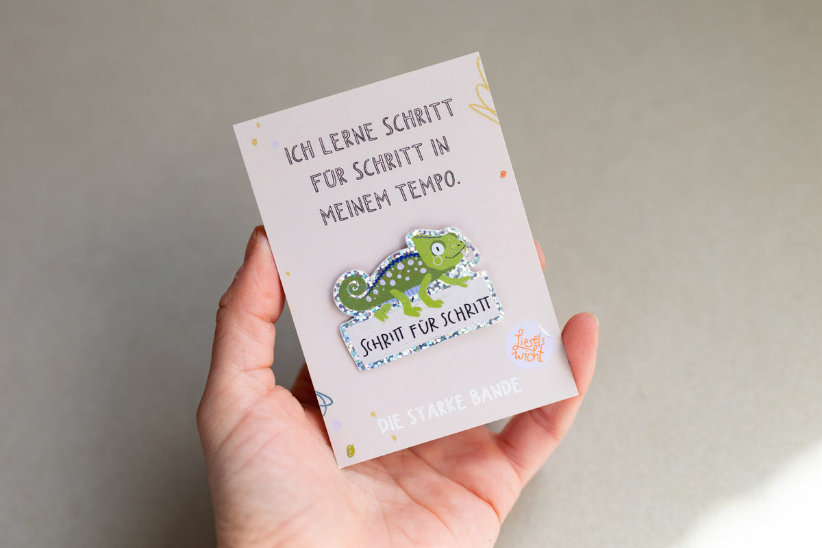 Glitzersticker mit Affirmation im 3er Set – A7 Kärtchen „Ich lerne Schritt für Schritt“ – Mutmacher für Kinder