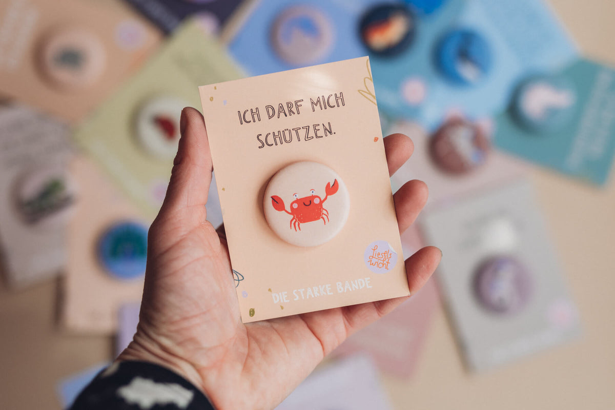 Button mit Affirmation - Krabbe - ich darf mich schützen - die starke Bande