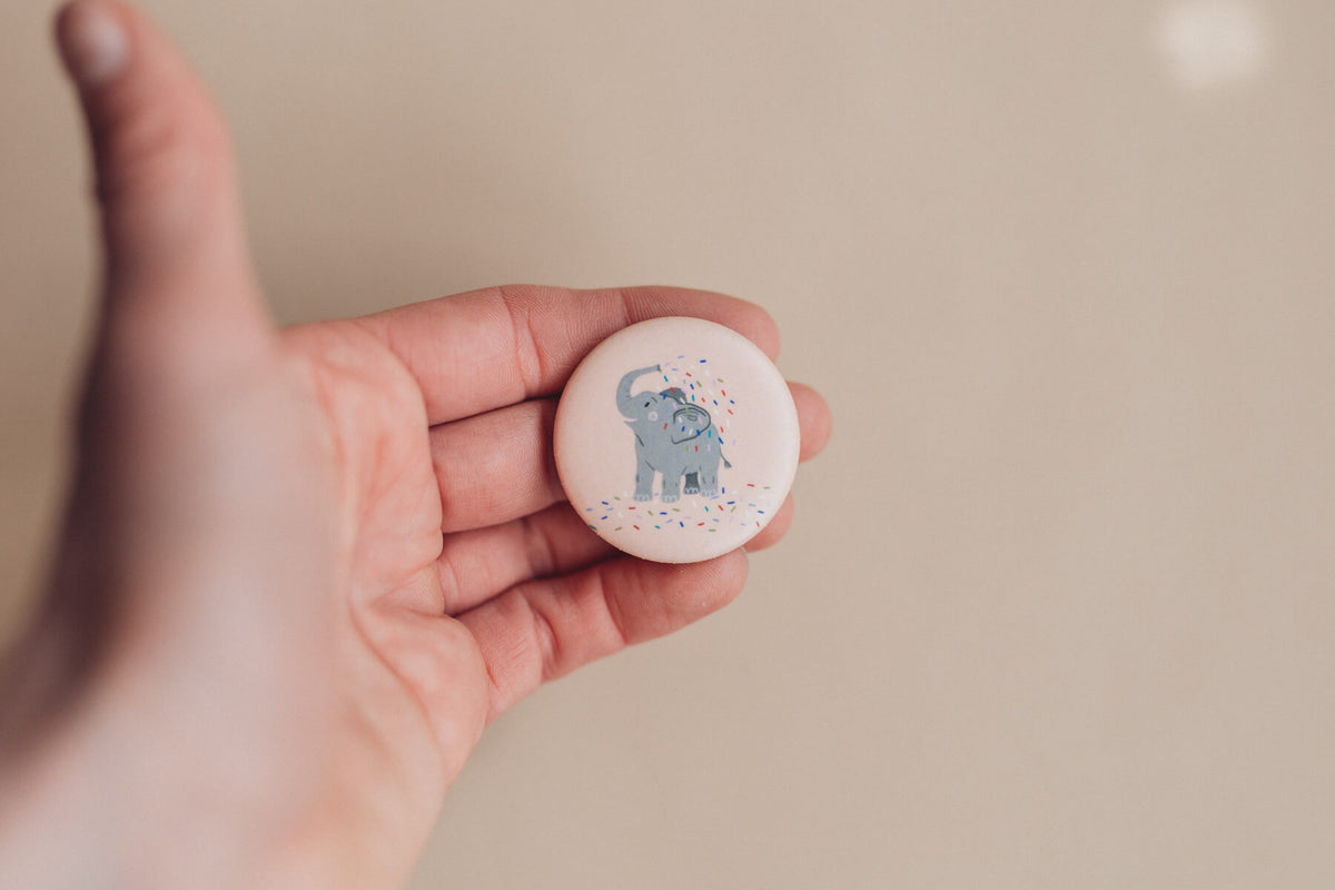 Button mit Affirmation - Elefant - Meine Fantasie ist ein Geschenk