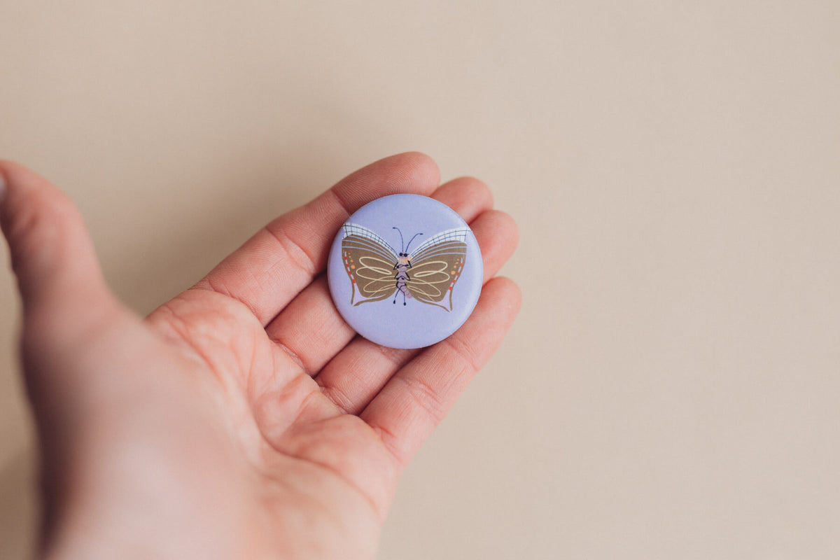 Button mit Affirmation - Schmetterling - frei entfalten - die starke Bande