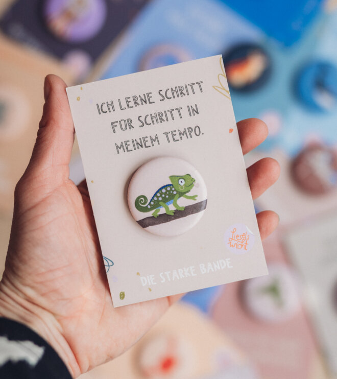 Button mit Affirmation - Chamäleon - Ich lerne Schritt für Schritt - die starke Bande