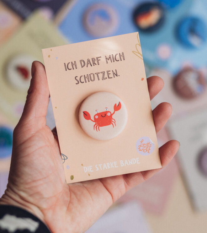 Button mit Affirmation - Krabbe - ich darf mich schützen - die starke Bande