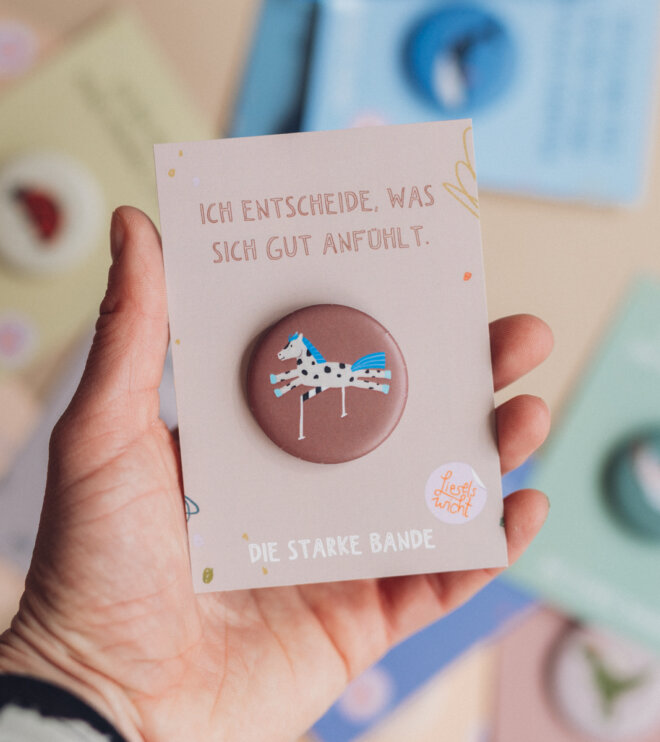 Button mit Affirmation - Pferd - Ich entscheide, was sich gut anfühlt - die starke Bande
