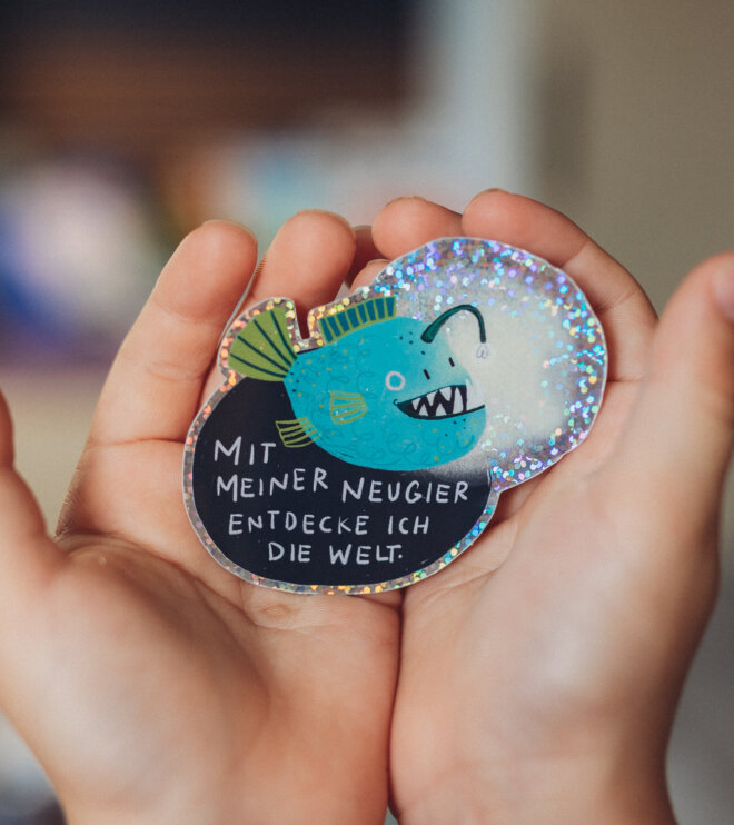Glitzersticker - Anglerfisch - mit meiner Neugier